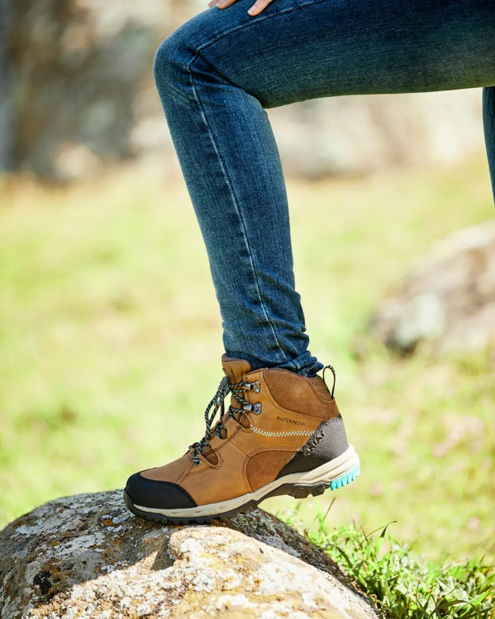 Ariat Womens Skyline Mid Waterproof Boots